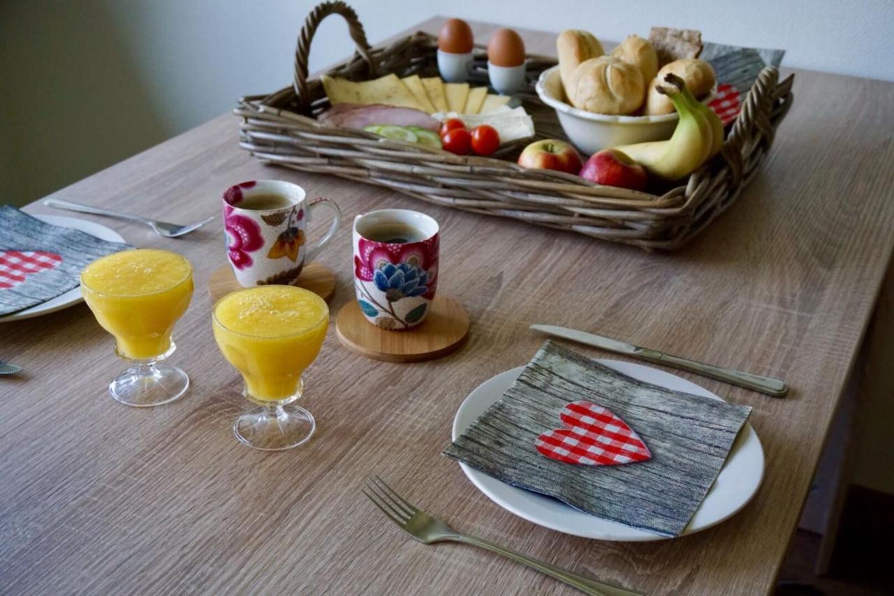 B & B De Gouwe Plek Hoogwoud Εξωτερικό φωτογραφία